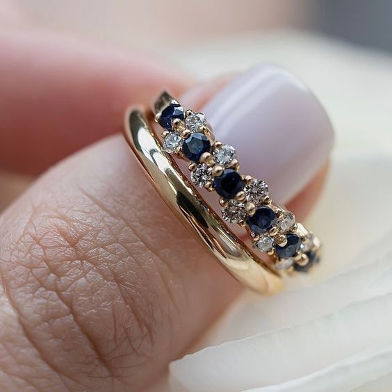 Bague en Or Vintage Élégante avec Zirconia Bleu