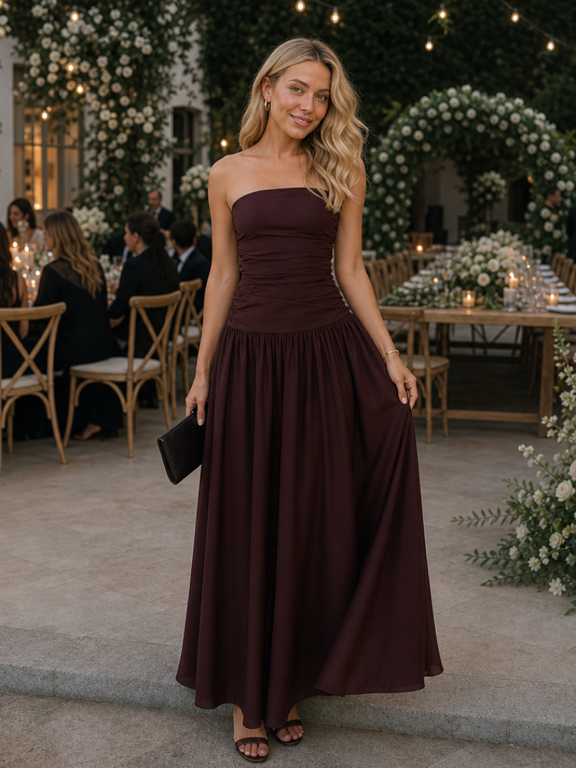 Zelene | Robe midi à corsage froncé sans bretelles