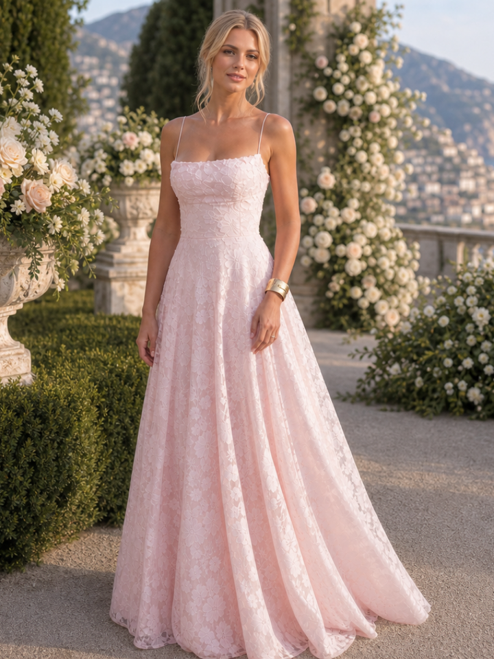 Valenne | Robe Maxi en Dentelle à Bretelles Spaghetti
