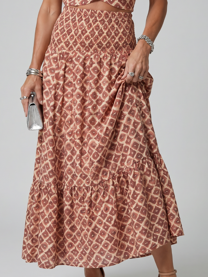 Amira | Robe midi à découpes géométriques et col croisé