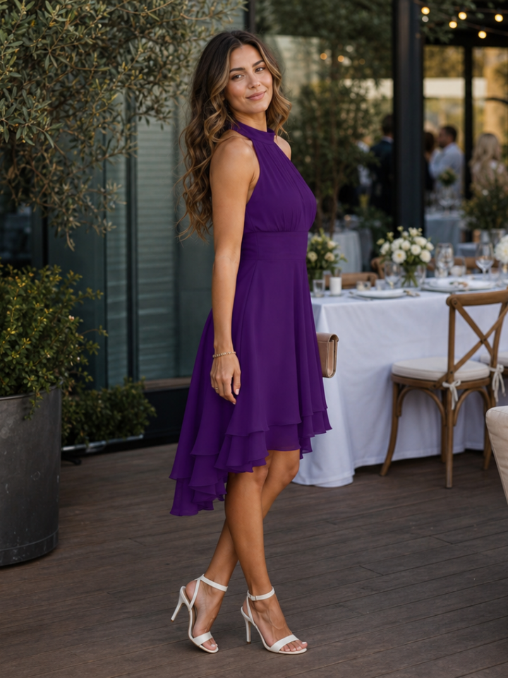 Iyla | Robe à encolure halter avec ourlet superposé à longueur genou