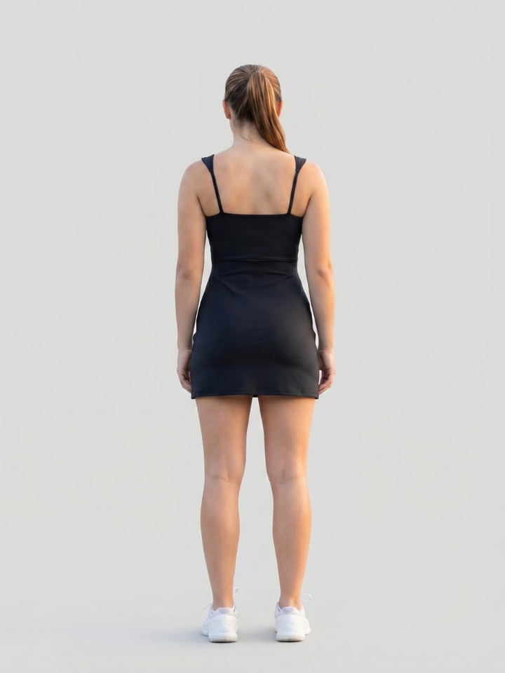 Velune | Robe de Tennis à Encolure Carrée
