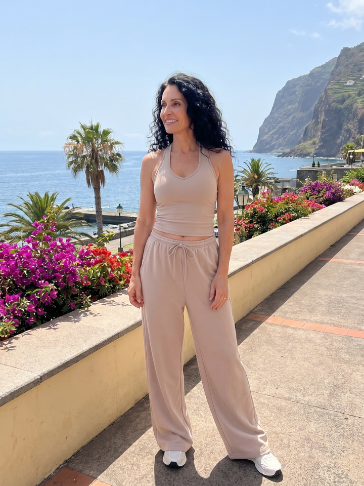 Helena | Ensemble Top à Col Rond Sans Manches et Pantalons Larges