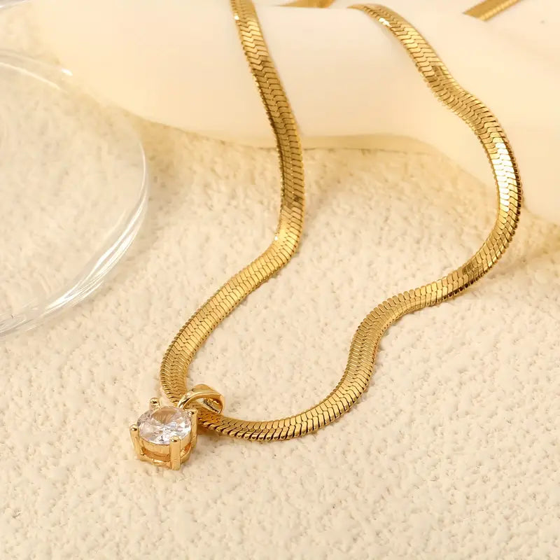 Collier Pendentif Élégant en Strass