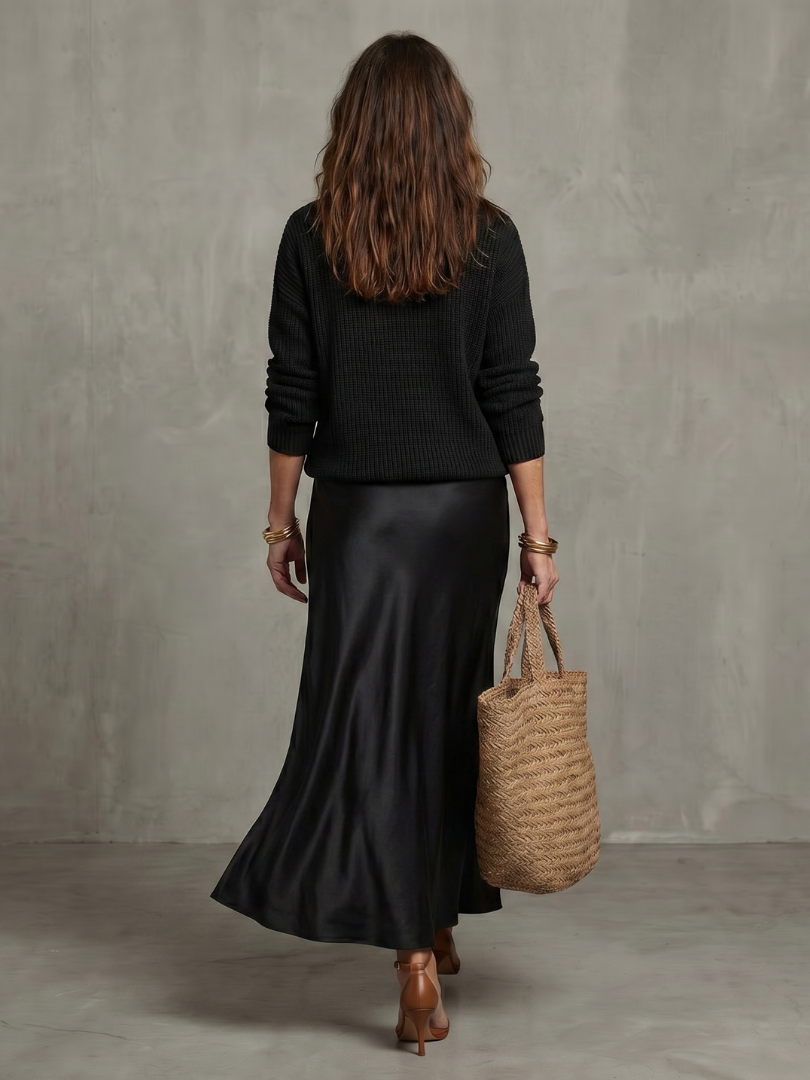 Luciana | Ensemble Jupe Satinée Biais et Pull Tricoté