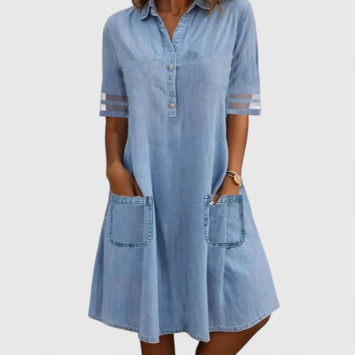 Bretagne | Robe en denim qui met en valeur la silhouette