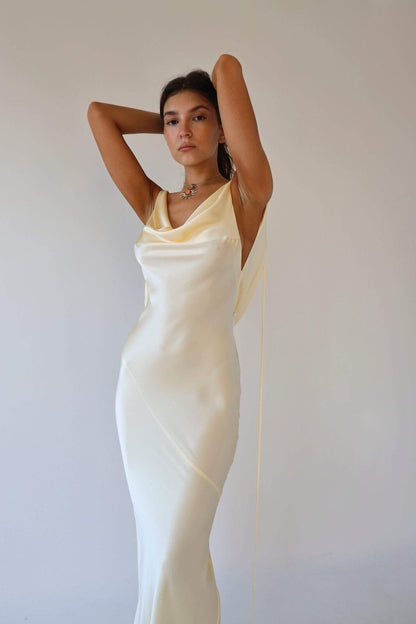 Charlotte™ | Élégante Robe Maxi en Soie avec Dos Nu