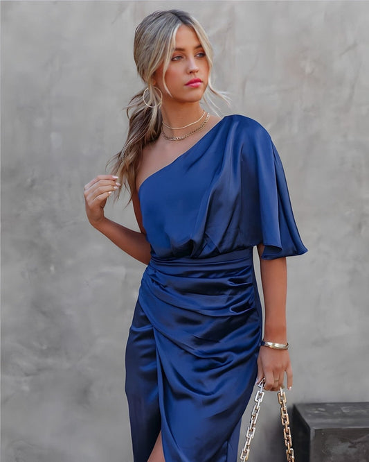 Kyra™ | Élégant Robe en Soie avec Fentes
