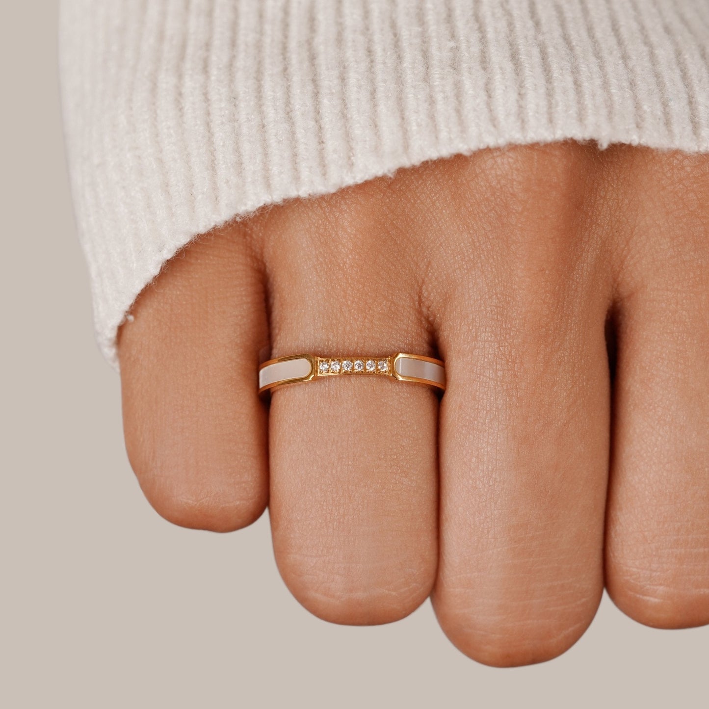 Unité - Bague en perles et cristaux